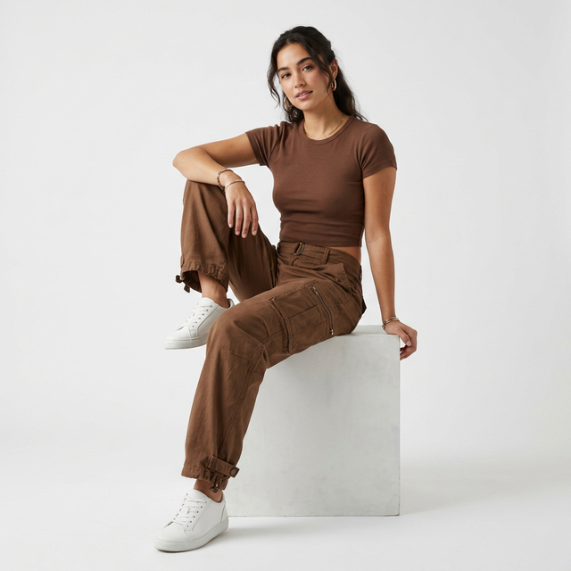 Basic Snug Cropped T-Shirt